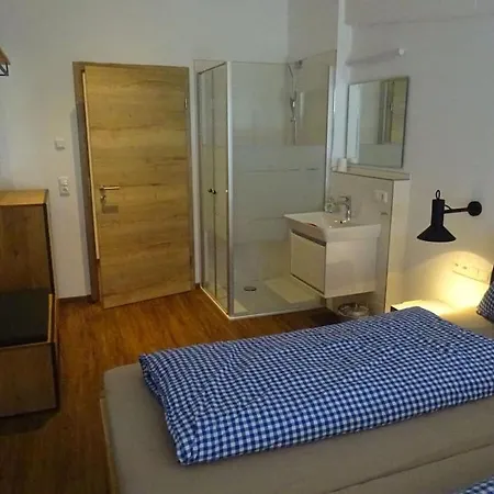 Alte Schreinerei Decent Prázdninový dům *
